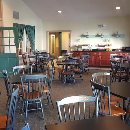 Amish Inn Nappanee Exteriör bild