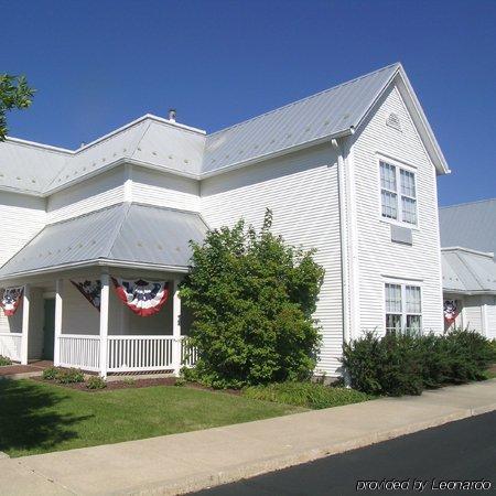 Amish Inn Nappanee Exteriör bild